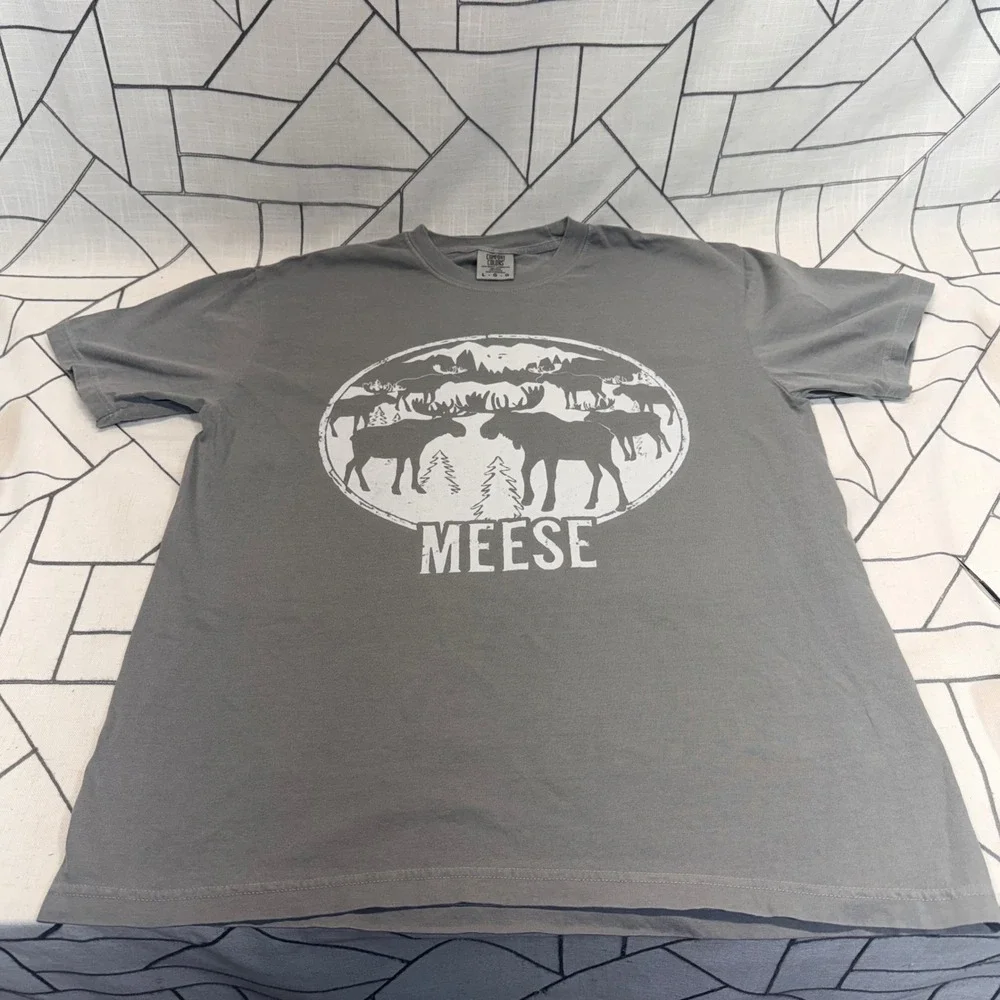 Comfort Colors T-Shirt Large Grey Meese Moose Graphic Short Sleeve Tee